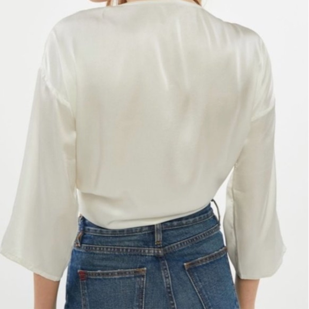 UO Nicole Satin Tie-Front Nylon Boho Top - Picture 3 of 9